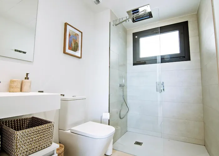 דירה Mara's Higueron West - Nordic Style - Sunny Terrace פואנגירולה